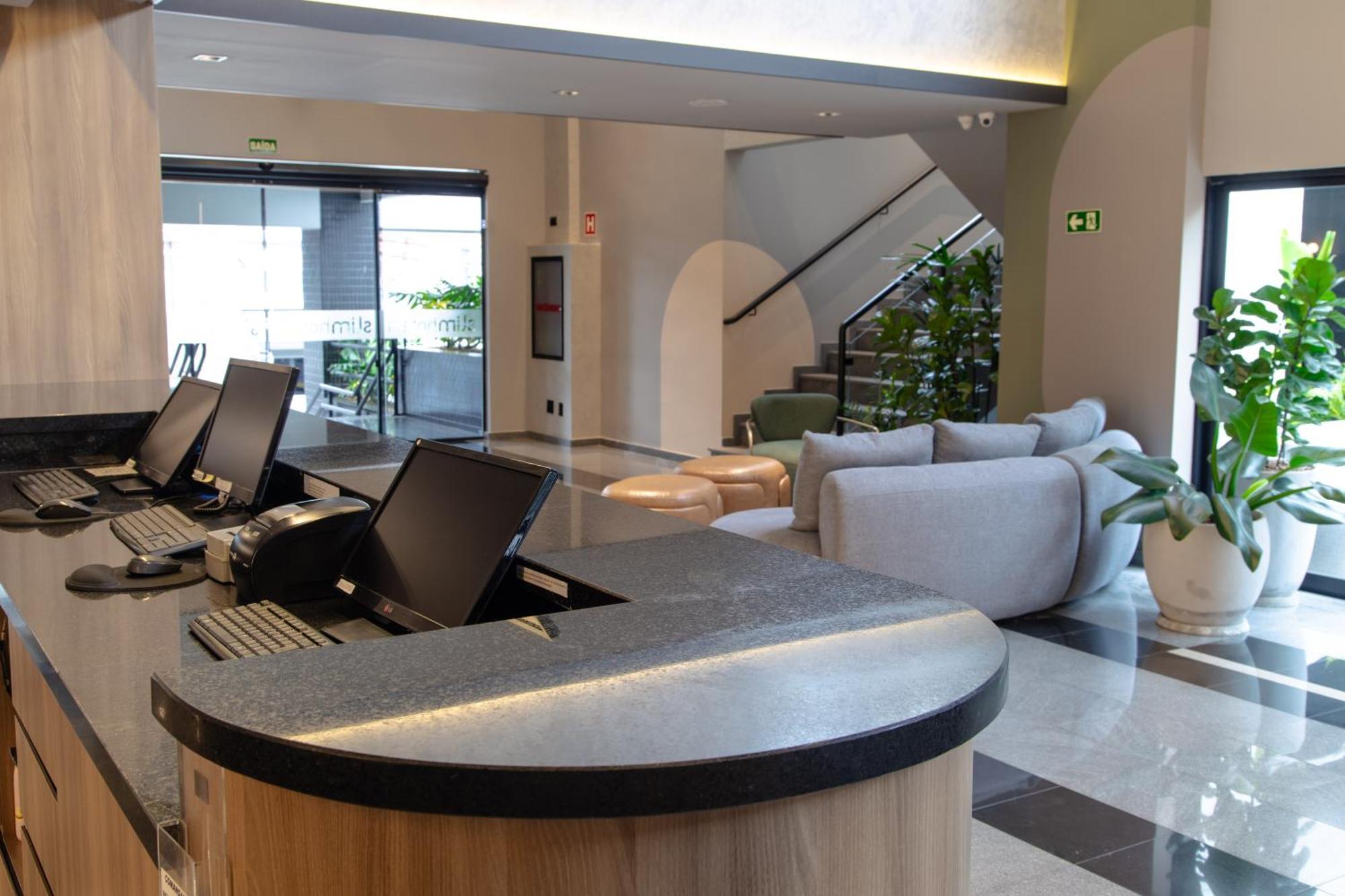 Отель Slim Curitiba Alto Da XV Экстерьер фото