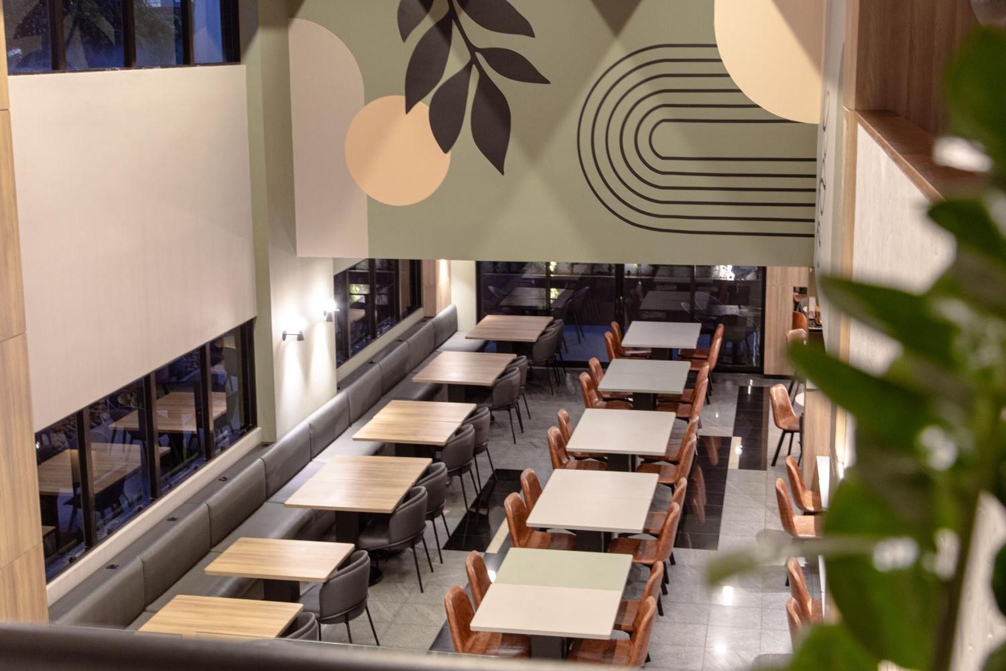 Отель Slim Curitiba Alto Da XV Экстерьер фото